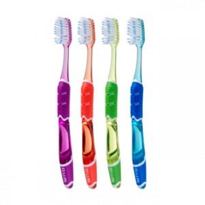 gum-technique-pro-brosse-a-dents-medium-couleur-aleatoire-hyperpara
